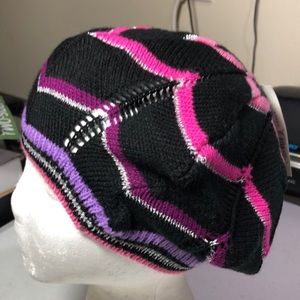 Girls Beret Black Pink Purple Knit Beanie Hat Cap One size Ages 7-14 years Youth